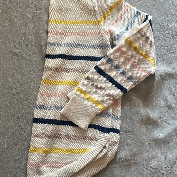 GAP Striped Knit Sweater size medium - Picture 3 of 9
